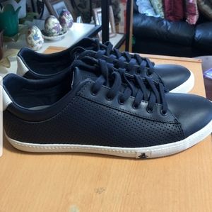 HOST PICK! NWOT Navy Perforated Leather Original Penguin Dan Sneakers